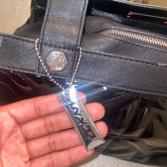 DKNY Black Patent Leather Logo Small Satchel Shoulder Bag - Picture 3 of 9